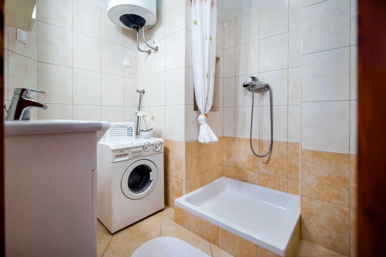 Guesthouse Ancient Stone Rovinj Exterior photo